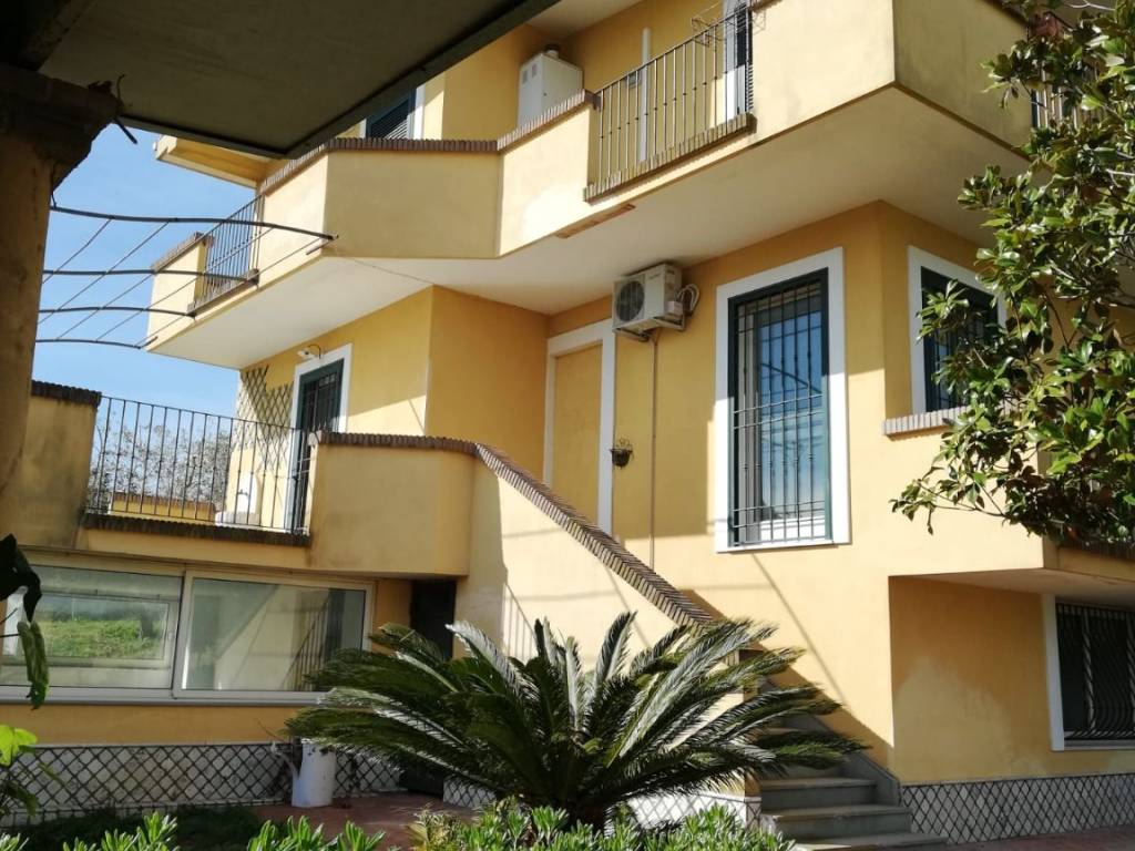 Villa a Santi cosma e damiano in Via Traversa Ferrara, 83 - Foto 2