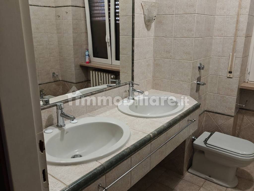 Appartamento a Paderno dugnano in Via Cesare Battisti, 75 - Foto 4