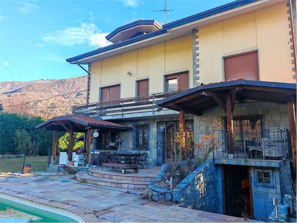 Villa a Borgofranco d'ivrea in via Aosta - Foto 3
