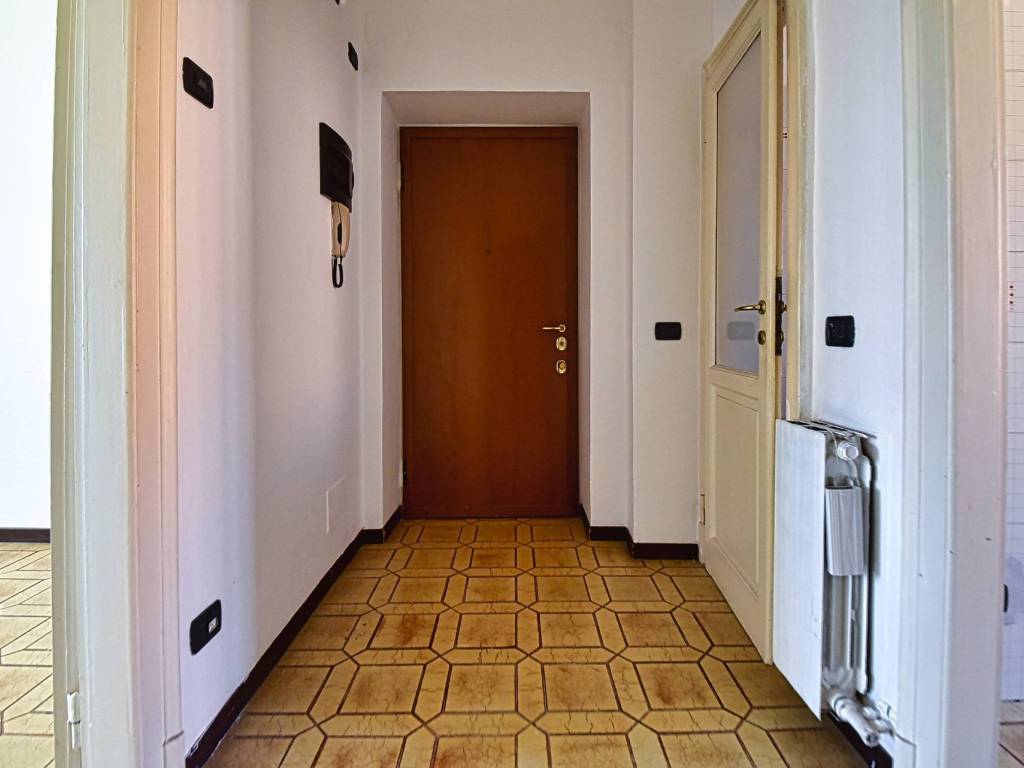 Appartamento a Saronno in via Volonterio, 14 - Foto 3