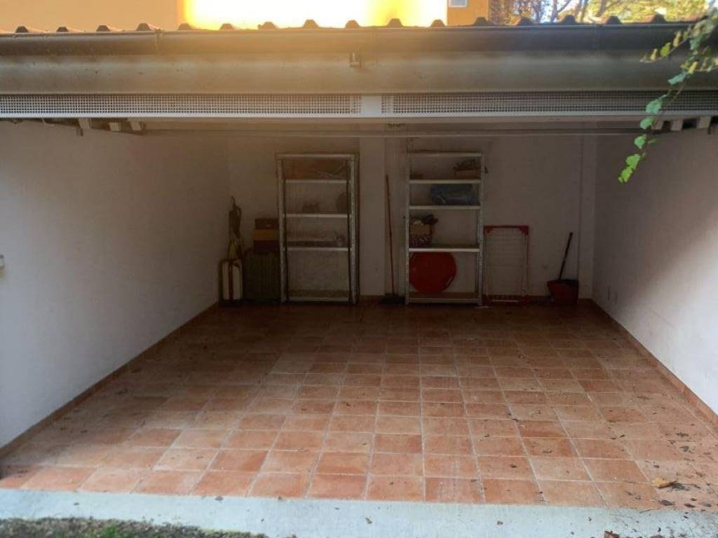 Box / garage a Bologna in Via Giuseppe Massarenti, 78 - Foto 2