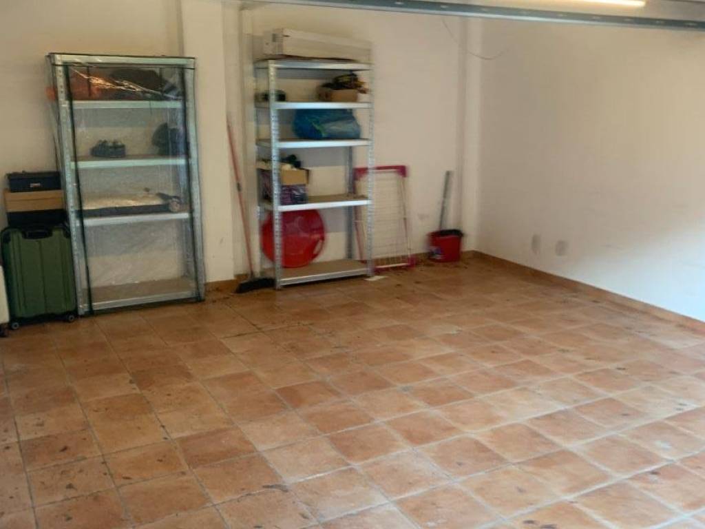 Box / garage a Bologna in Via Giuseppe Massarenti, 78 - Foto 5