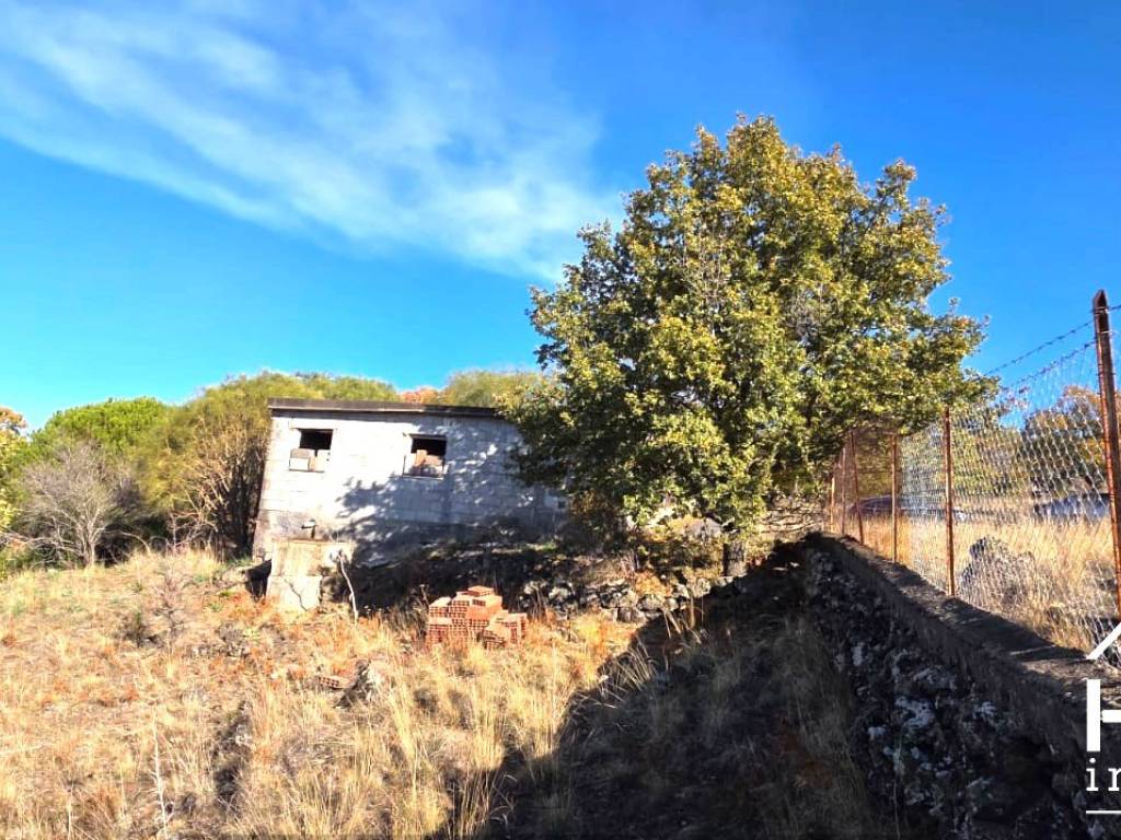 Terreno a Ragalna in Contrada Milia - Foto 4