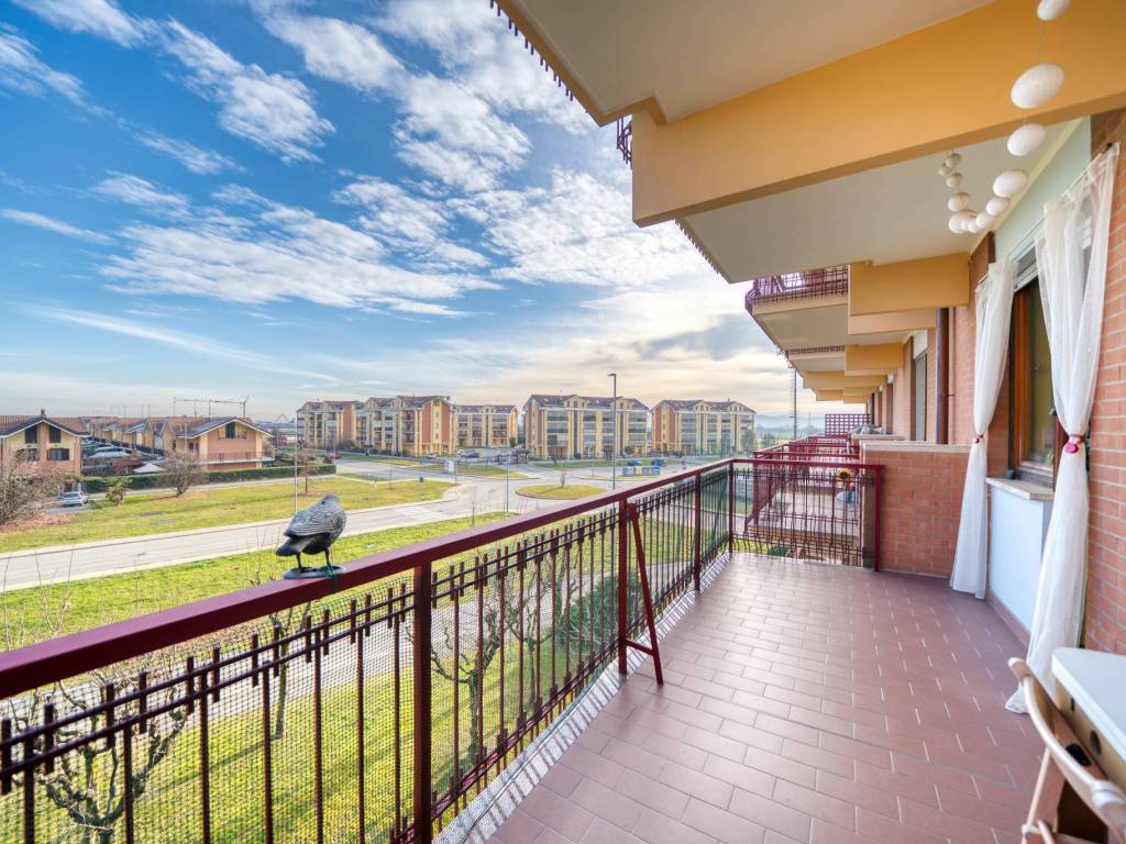 Appartamento a Borgaro torinese in Via Volpiano, 21 - Foto 2