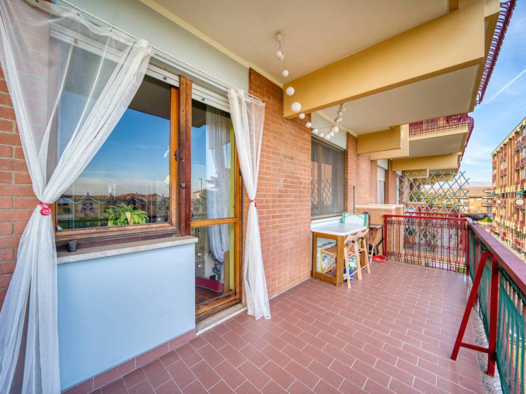 Appartamento a Borgaro torinese in Via Volpiano, 21 - Foto 4