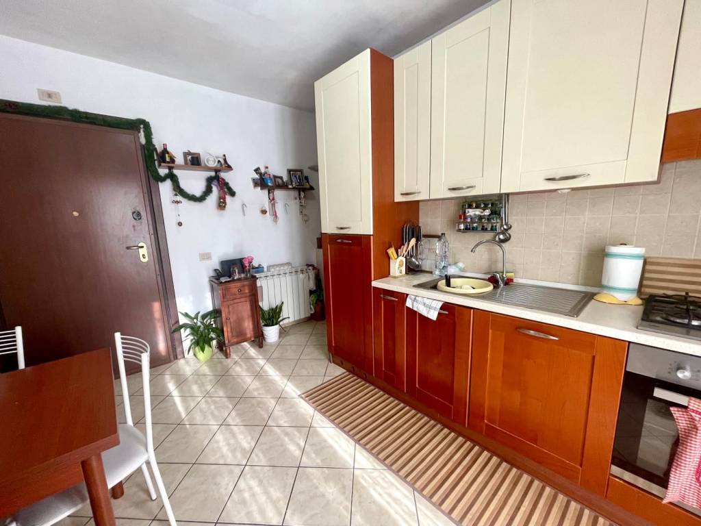 Appartamento a Guidonia montecelio in Via Domenico Cimarosa, 26 - Foto 5