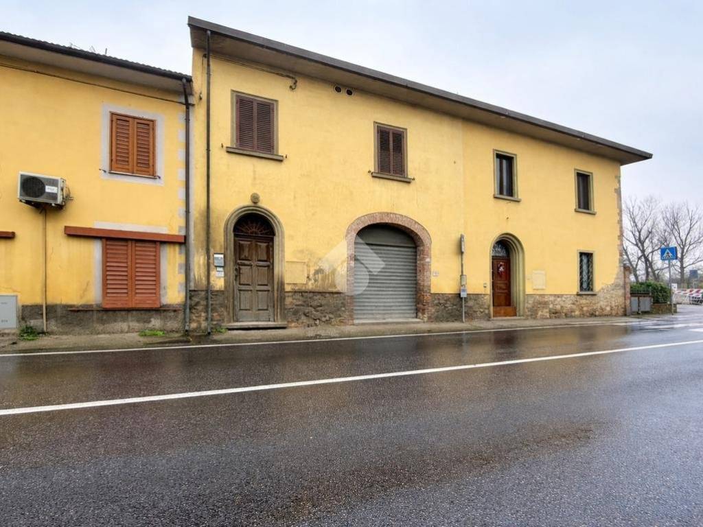 Casa indipendente a Quarrata in Via Statale, 734 - Foto 2