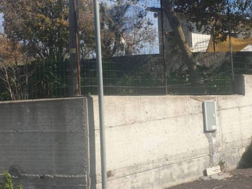 Terreno a Belpasso in Via Del Frassino - Foto 2