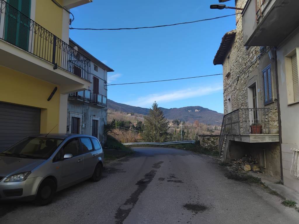 Appartamento a Civitella del tronto - Foto 2