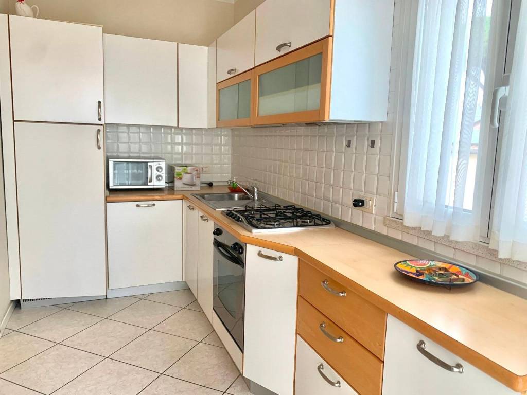 Appartamento a Riccione in Viale Damiano Chiesa - Foto 4