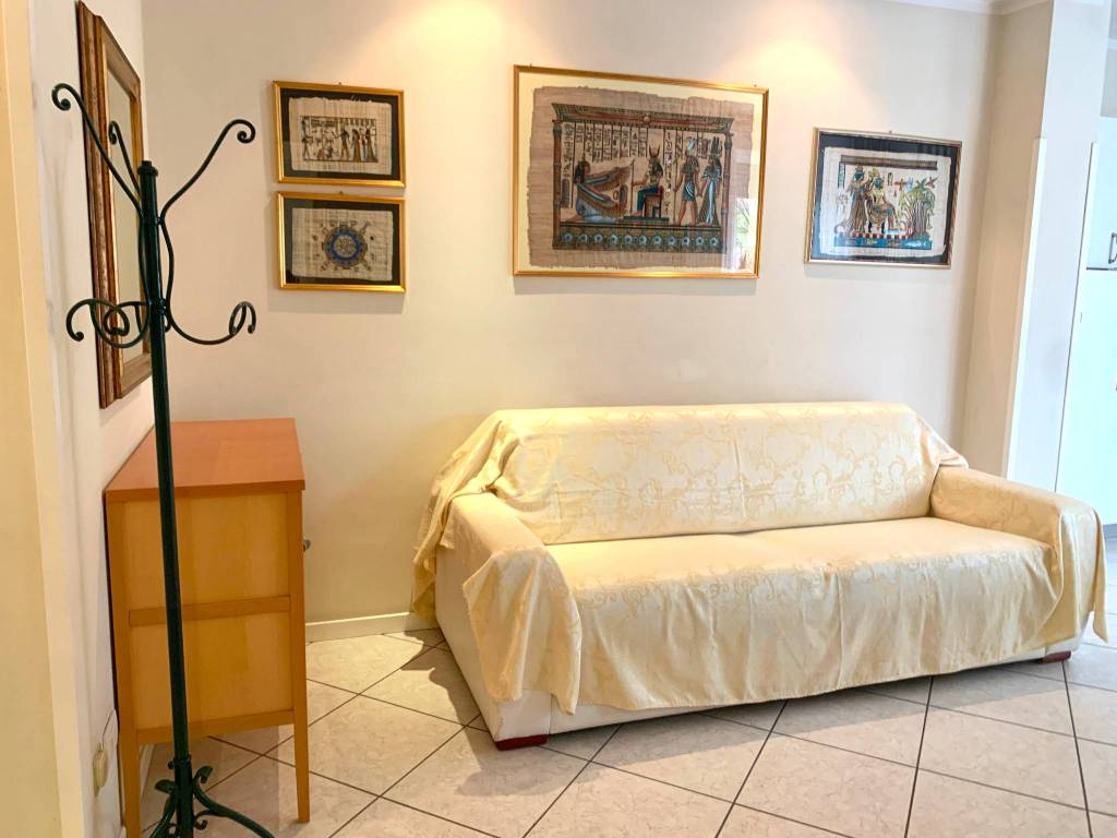 Appartamento a Riccione in Viale Damiano Chiesa - Foto 5