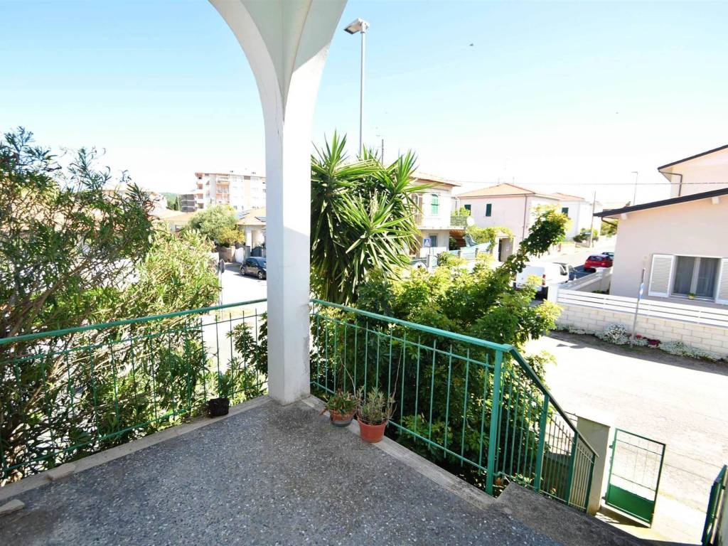 Villa a Rosignano marittimo in via Calatafimi, 5 - Foto 2