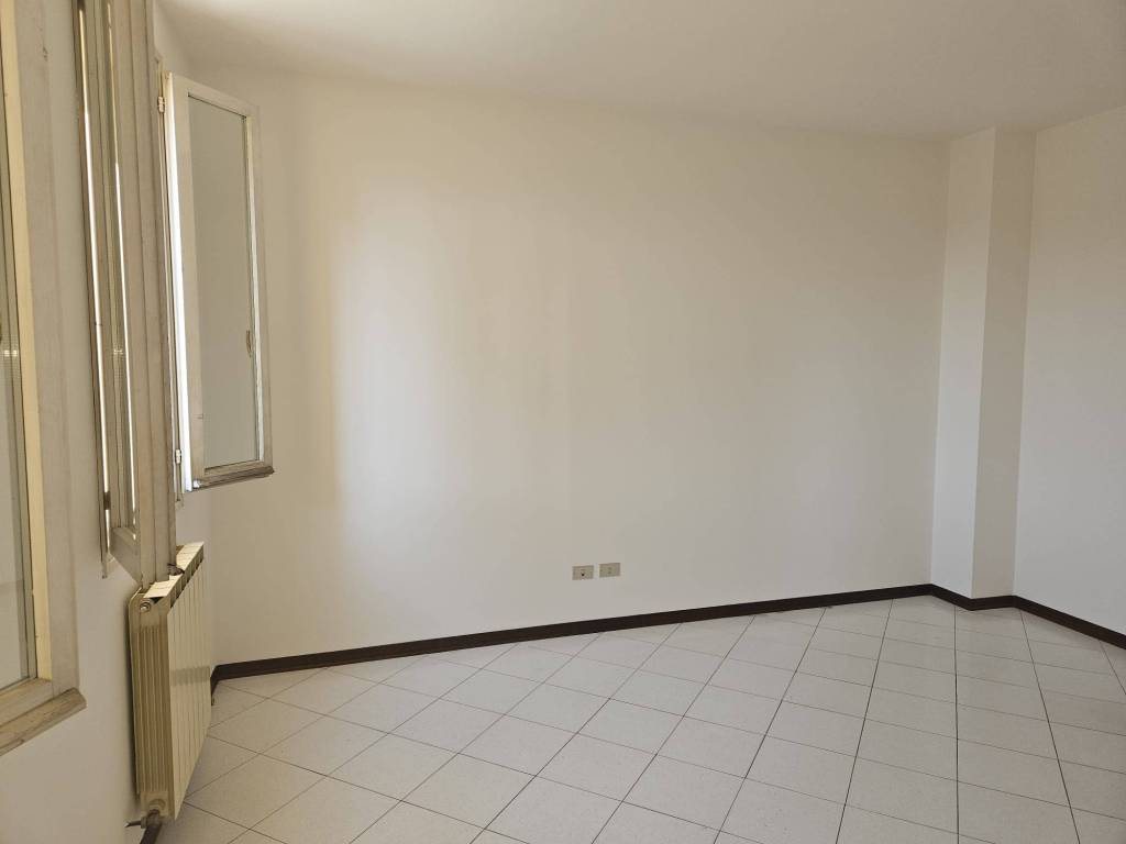 Appartamento a Budrio in Via Andrea Costa - Foto 5