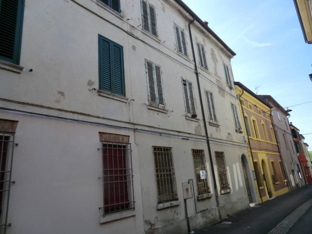 Palazzo / stabile a Bondeno - Foto 3