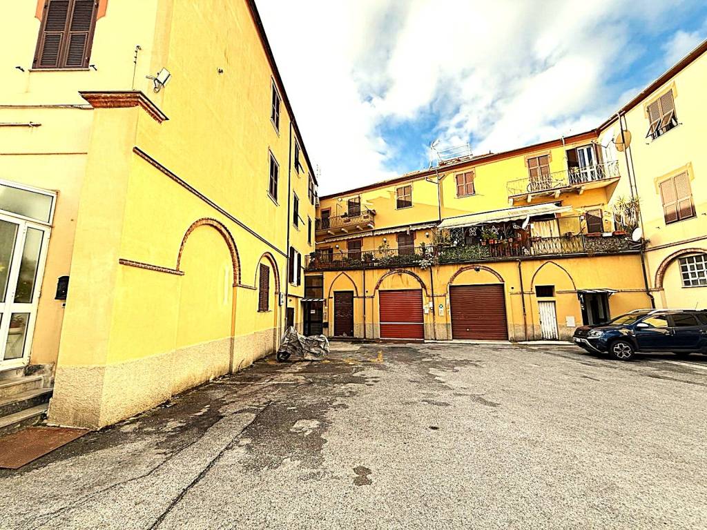 Immobile a Vado ligure in Via Aurelia, 240 - Foto 3