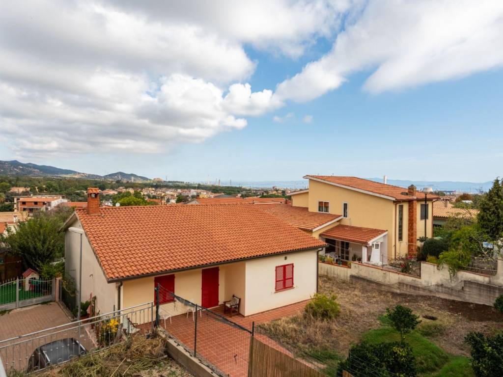 Villa a Sarroch in Via Alessandro Volta, 23 - Foto 4