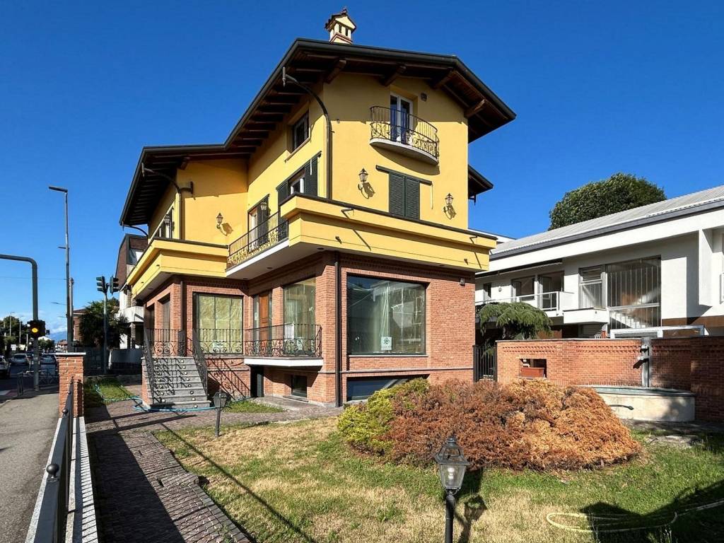 Appartamento a Cabiate in Viale Repubblica, 22 - Foto 3