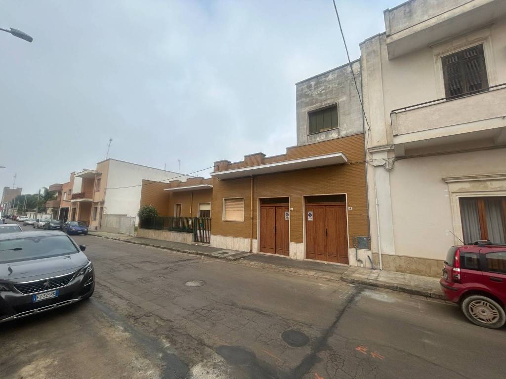Villa a Novoli in Via Milano, 12 - Foto 3