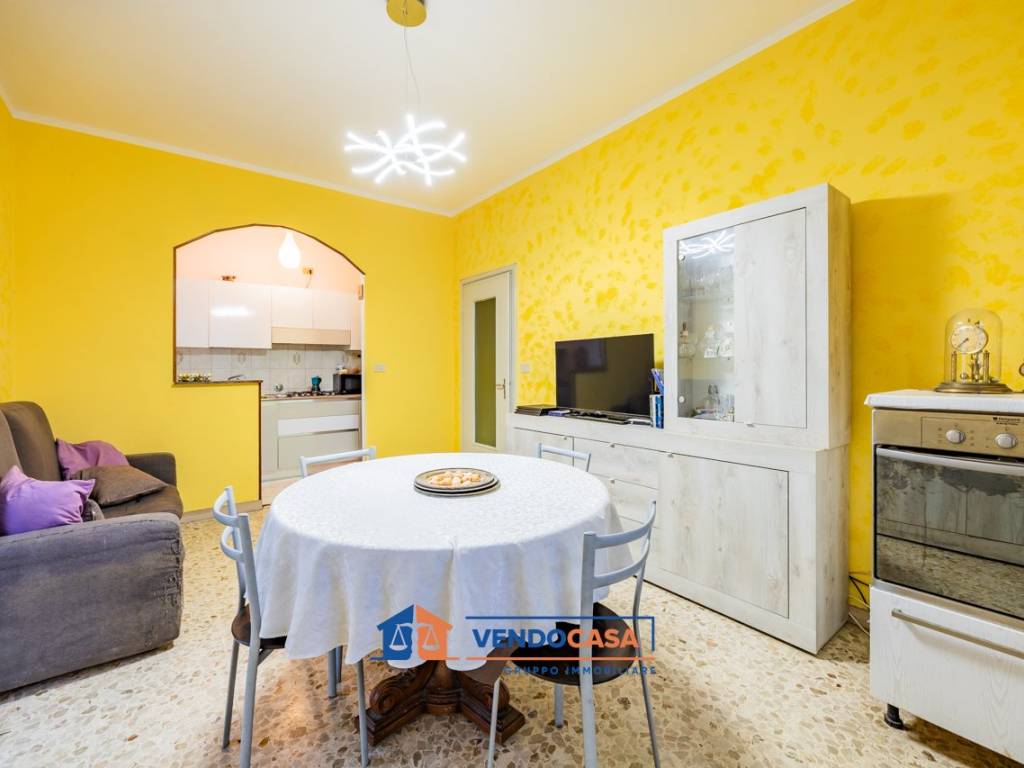 Appartamento a Pinerolo in Viale Piazza d'Armi, 33 - Foto 3