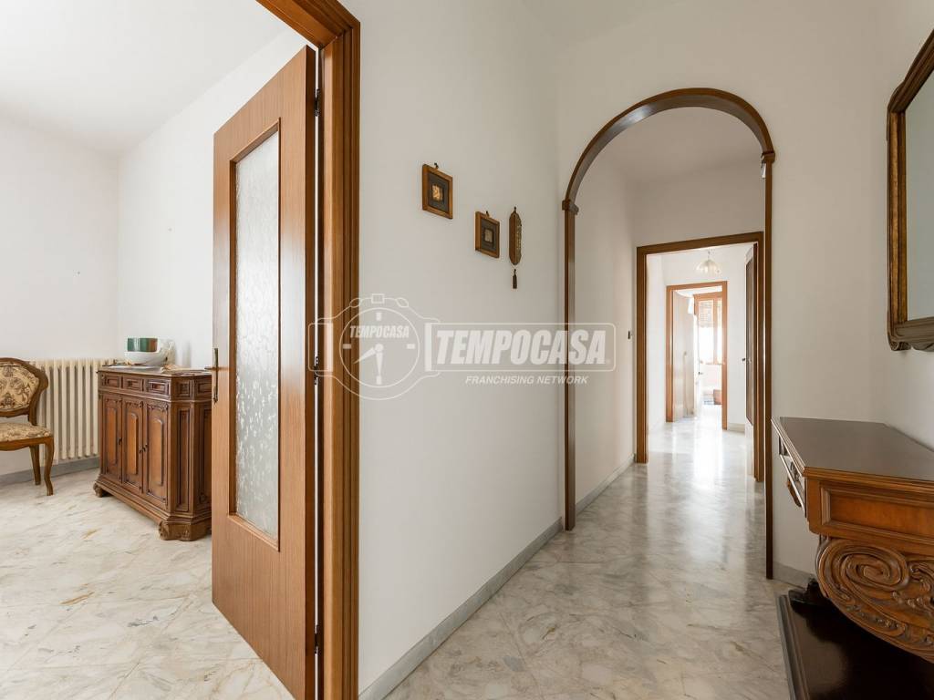 Appartamento a Turi in Via Dante Alighieri - Foto 3
