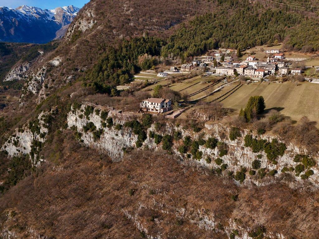 Palazzo / stabile a Vallelaghi in Via ai Dossi Alti, 13 - Foto 5