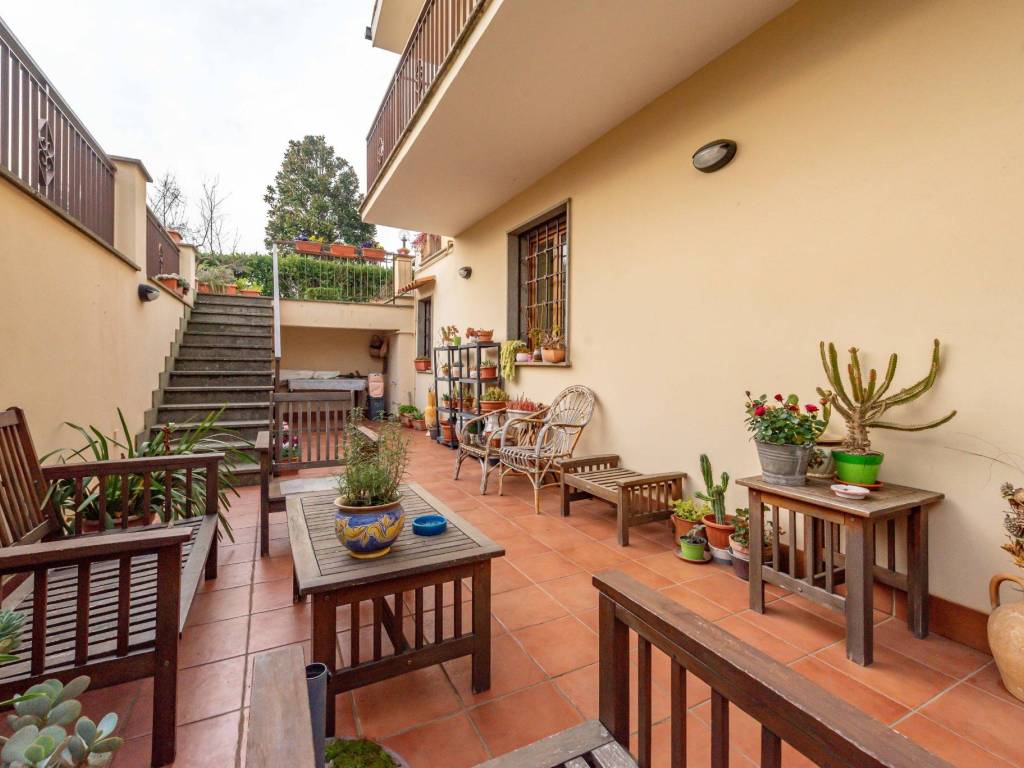 Villa a Grottaferrata in Via della Pedica - Foto 2
