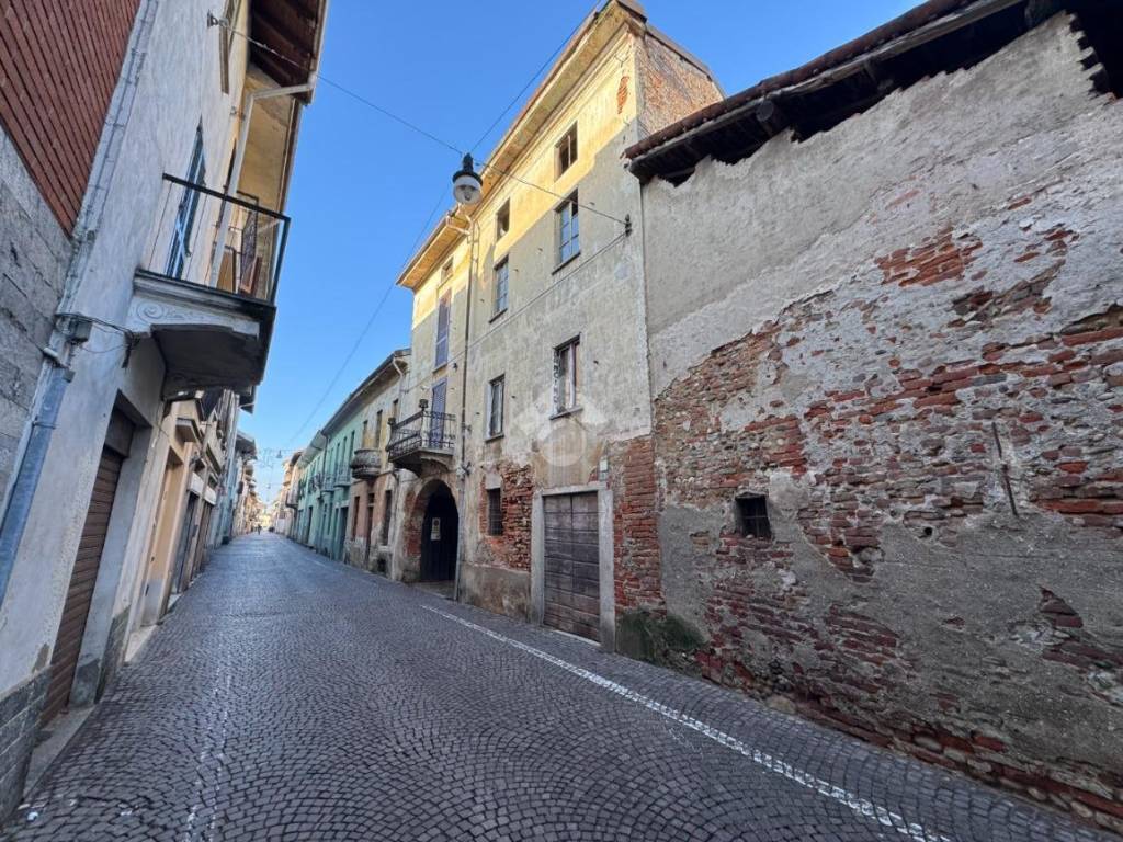 Rustico / casale a Galliate in Via San Giuseppe Maria Gambaro, 4 - Foto 3