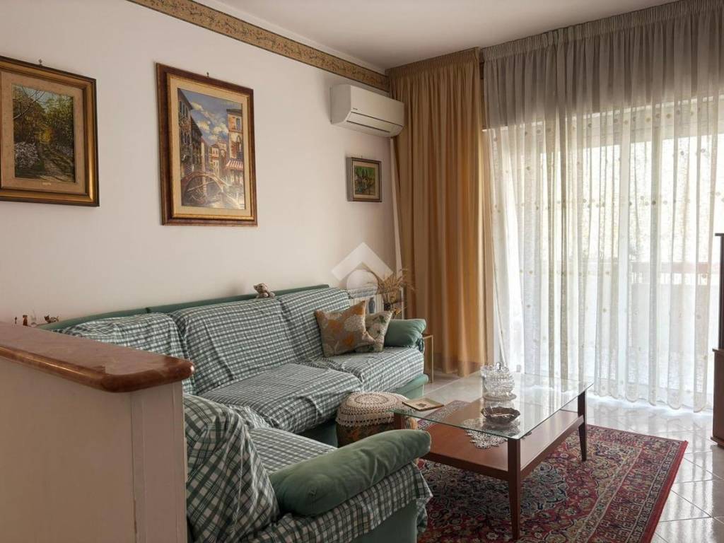 Appartamento a Alcamo in Via Autonomia Siciliana, 22 - Foto 2