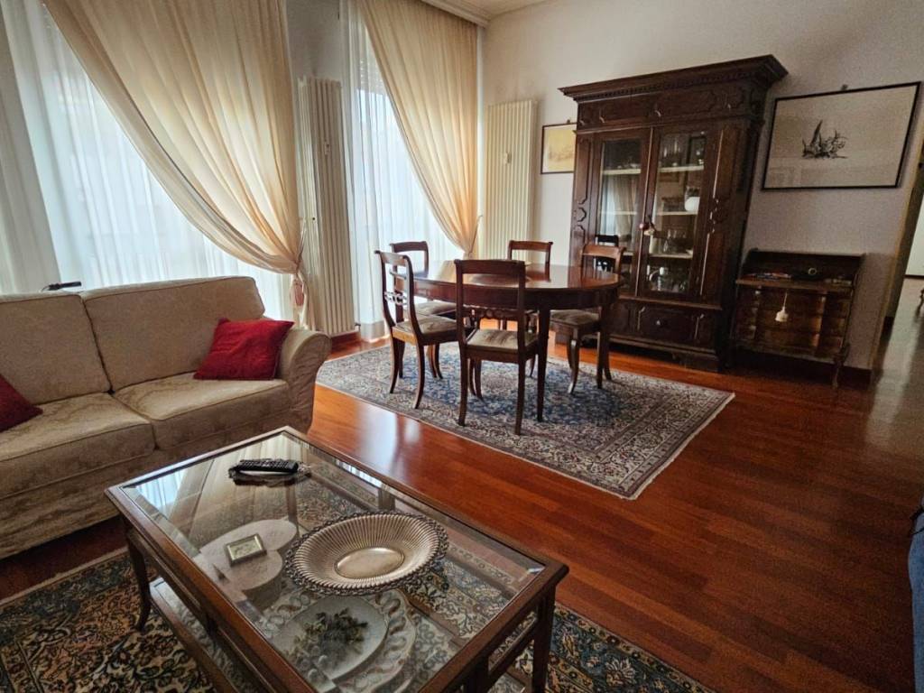 Appartamento a Bologna in Via Augusto Majani - Foto 3