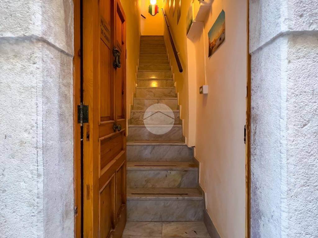 Appartamento a Gaeta in Via dell'Indipendenza Vico 21, 34 - Foto 3