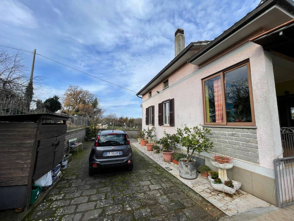 Villa a Vetralla in Strada delle Valli - Foto 2