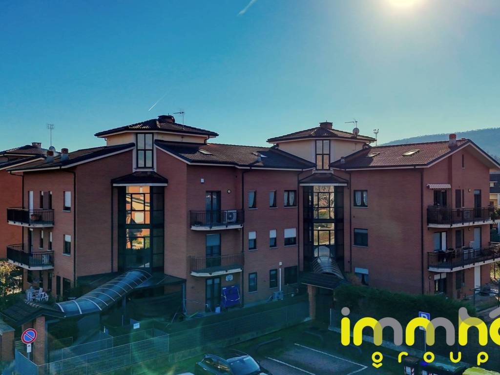 Appartamento a Avigliana in Via Giovanni e Francesca Falcone - Foto 4