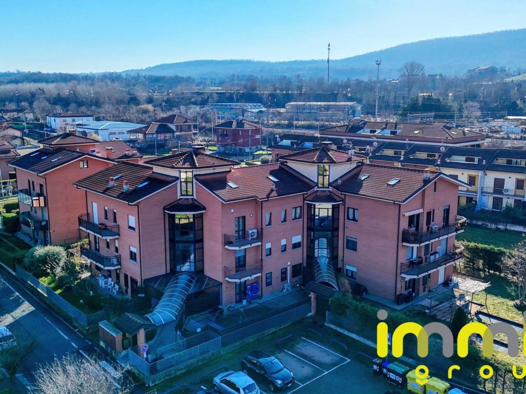 Appartamento a Avigliana in Via Giovanni e Francesca Falcone - Foto 5