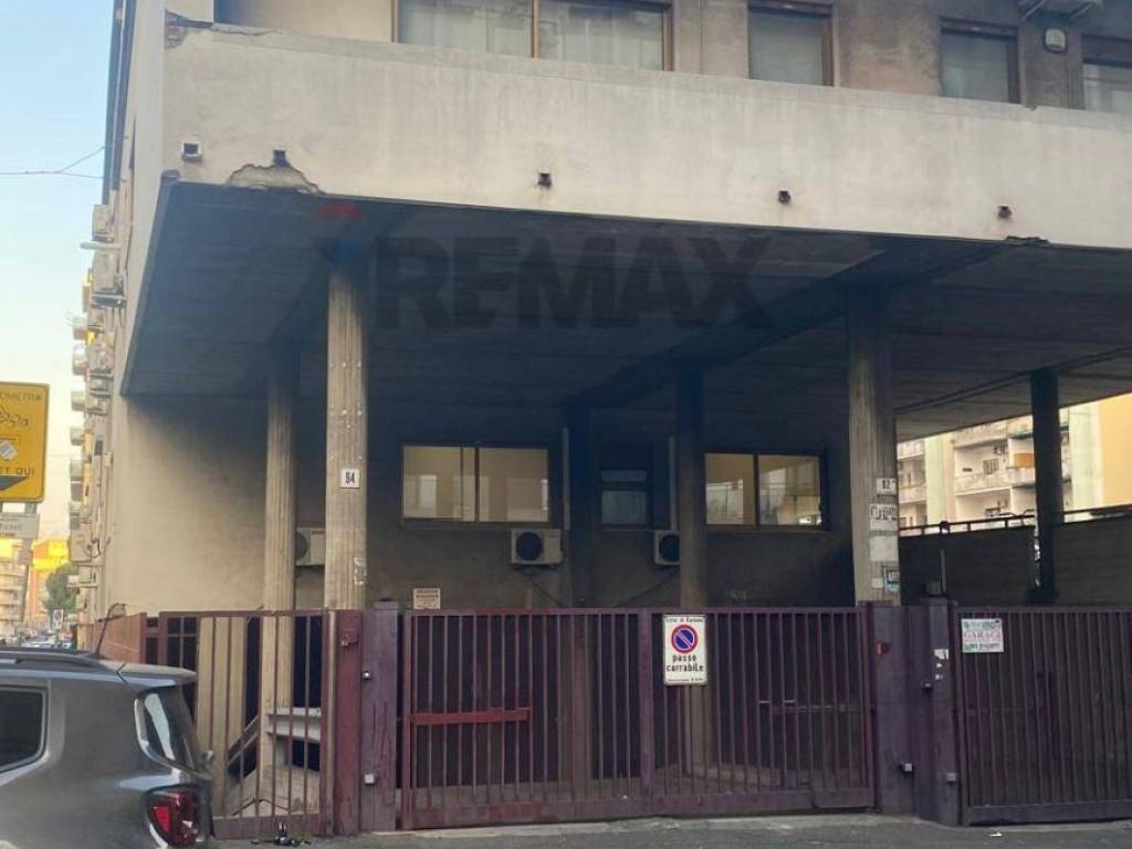 Box / garage a Catania in Via Oliveto Scammacca, 90 - Foto 2