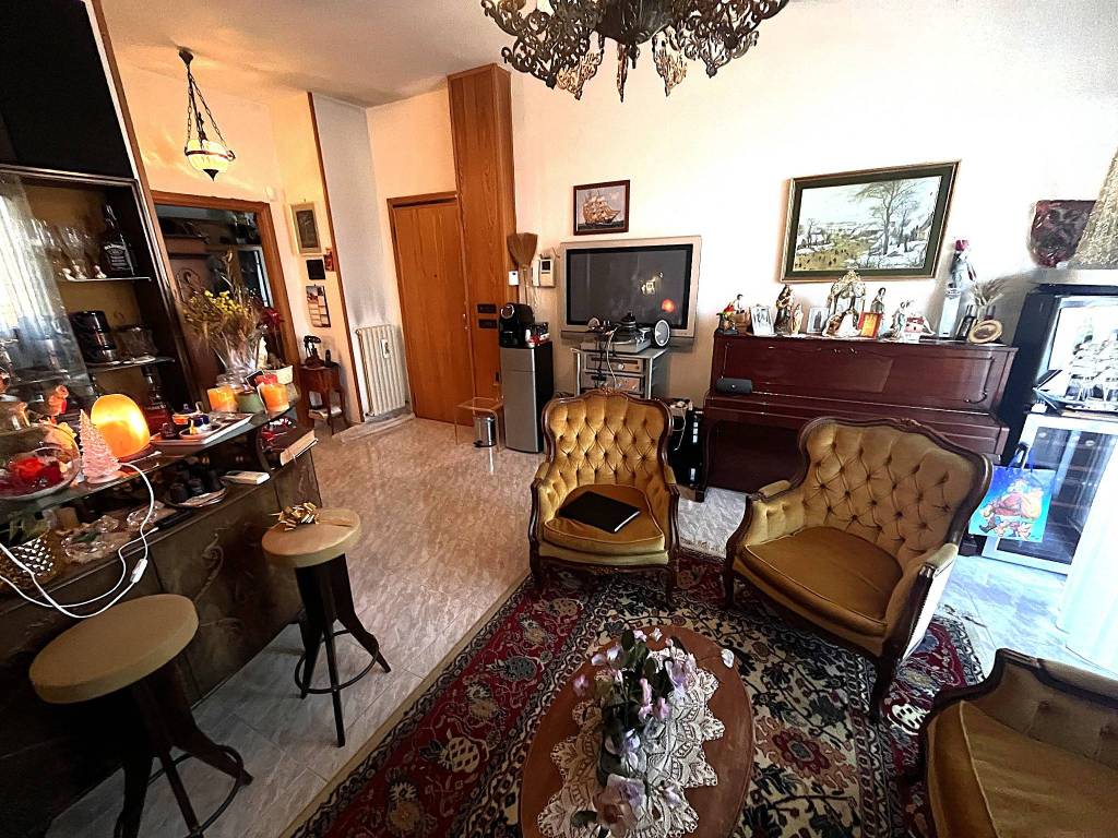 Appartamento a Castel san pietro terme in Via Friuli - Foto 4