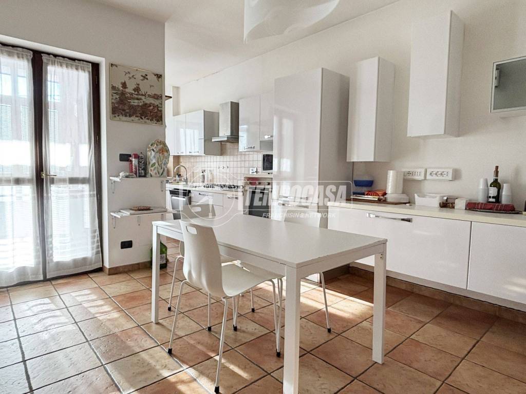 Villa a Vische in Via Vittorio Veneto - Foto 4