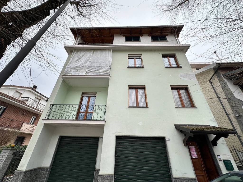 Villa a Canelli in Viale Risorgimento - Foto 2