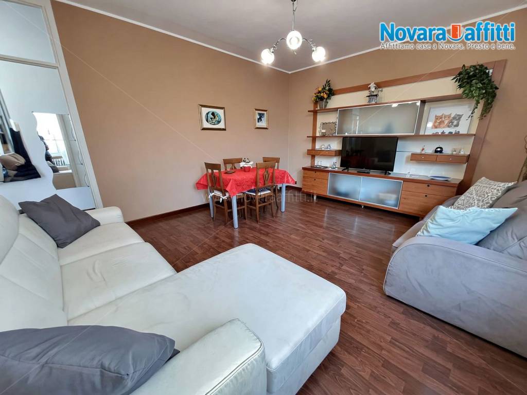 Appartamento a Novara in Via Stefano Melchioni - Foto 2