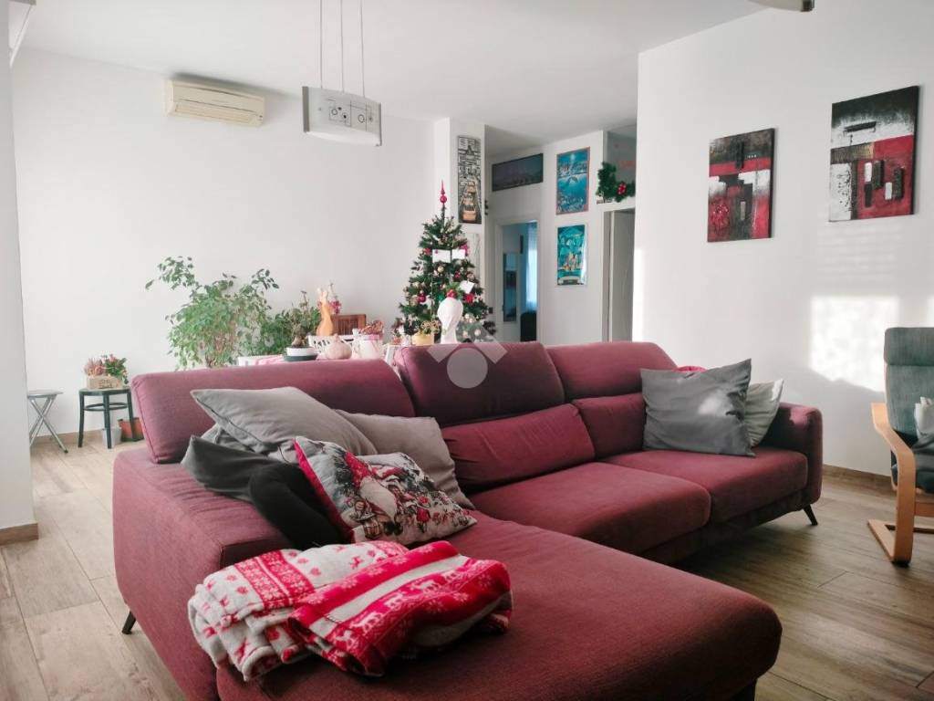 Appartamento a Cesano boscone in Via Silvio Pellico - Foto 3