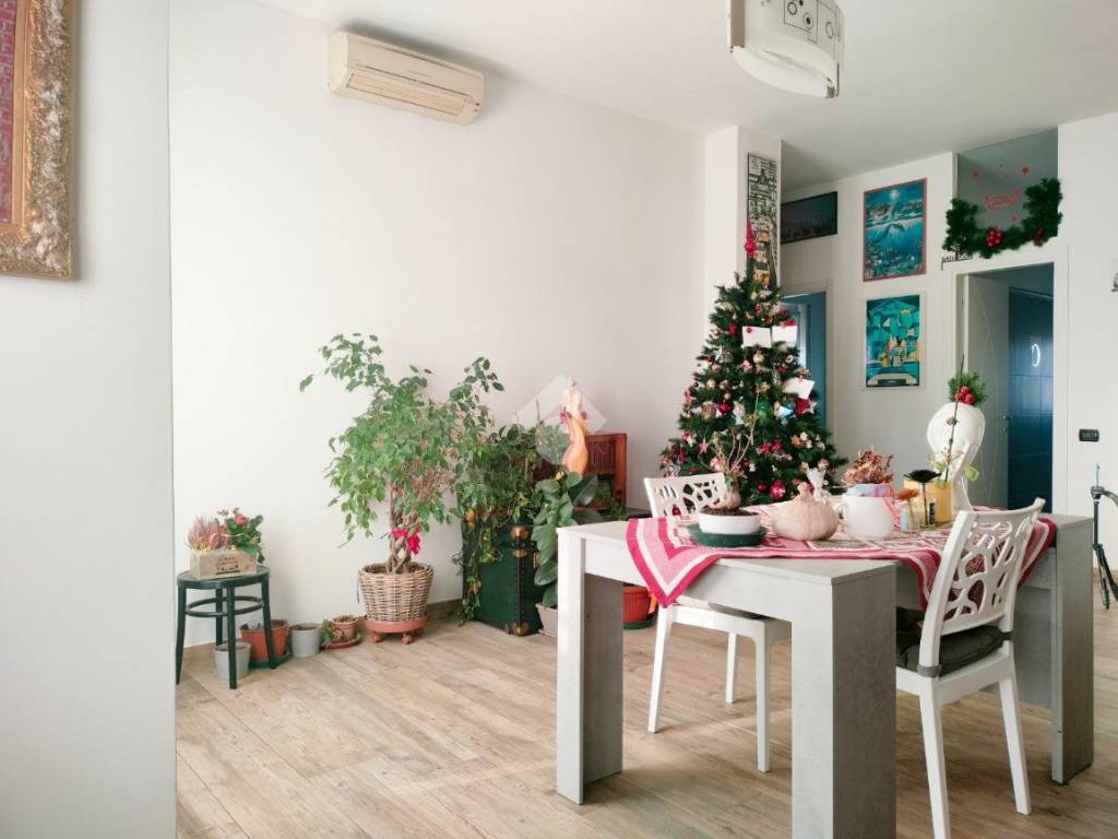 Appartamento a Cesano boscone in Via Silvio Pellico - Foto 4