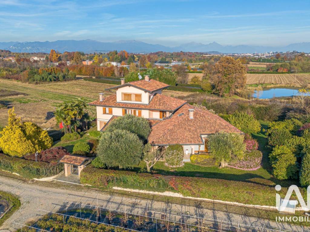 Villa a Vertemate con minoprio in Via Statale dei Giovi, 2 - Foto 2