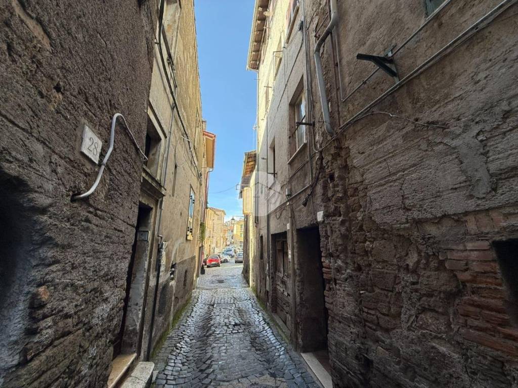 Appartamento a Palestrina in Via Pierantonio Petrini, 4 - Foto 2