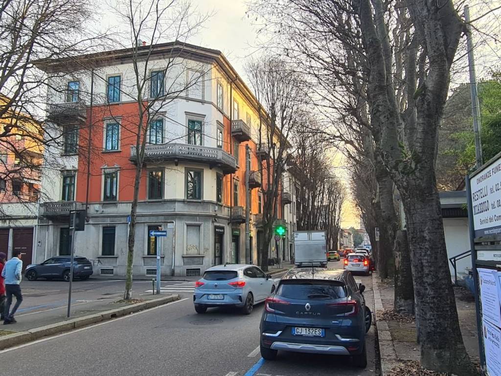 Appartamento a Saronno in Via Alessandro Manzoni - Foto 2