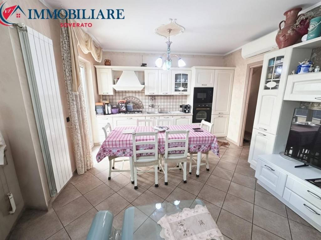 Appartamento a Montepaone in Via Francesco Caracciolo - Foto 5