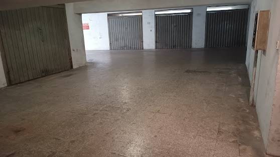 Box / garage a Lecce in Via Francesco Milizia, 55 - Foto 2
