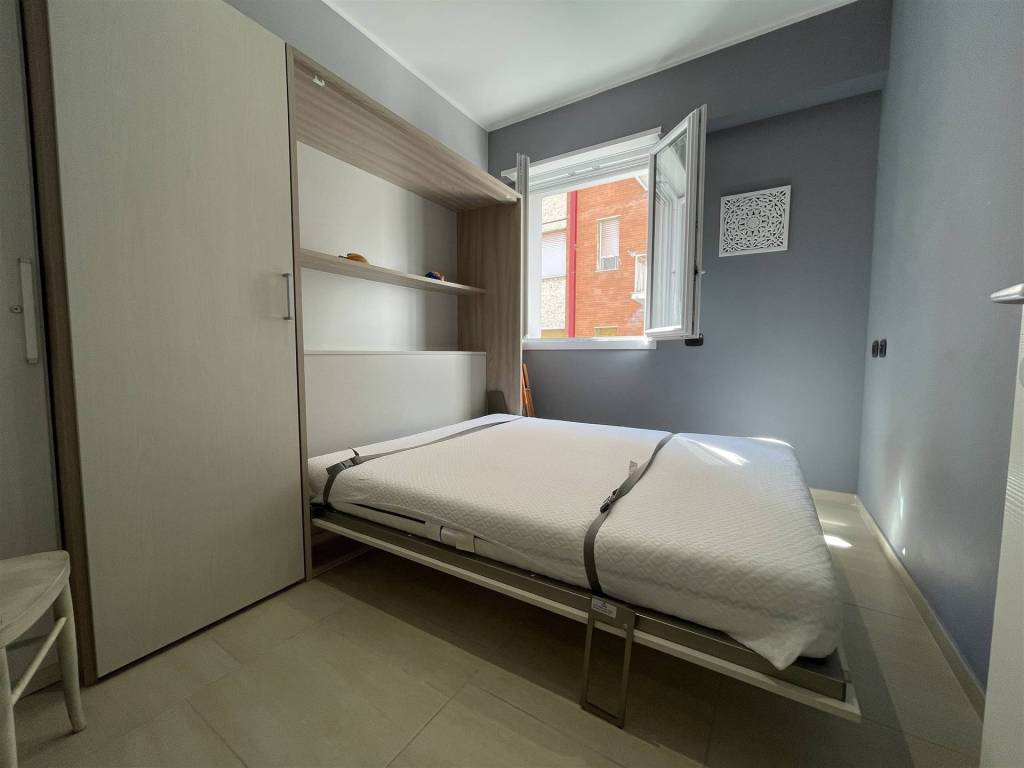Appartamento a Spotorno in Via Verdi - Foto 2