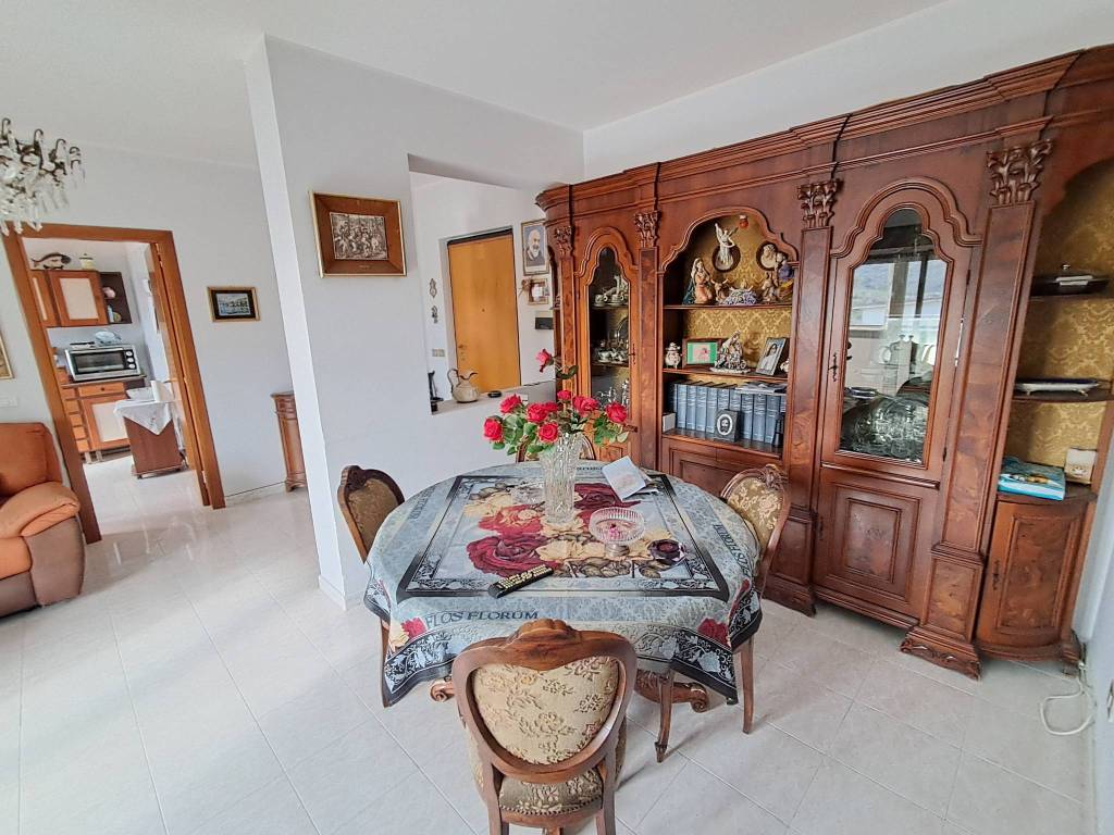 Appartamento a Catanzaro in Viale dei Conti Falluc - Foto 3