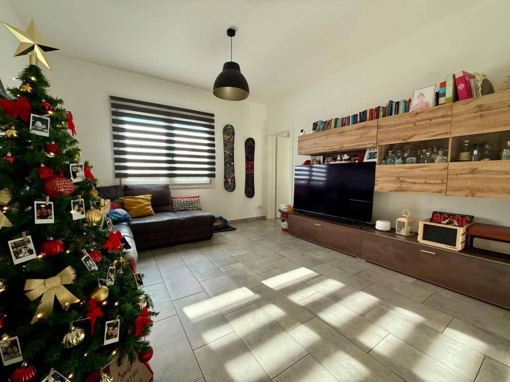 Villa a Palazzolo dello stella in Via Chiamparuzzo, 5 - Foto 4