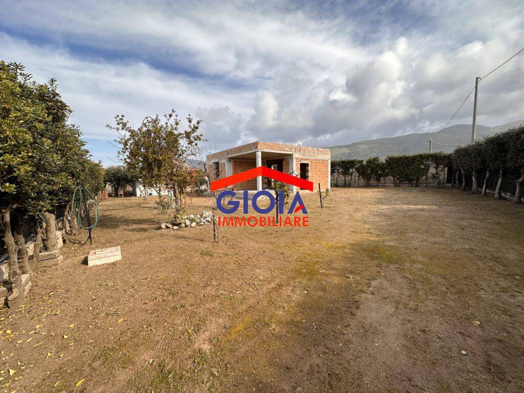 Villa a Mondragone in Via Domiziana, 541 - Foto 2