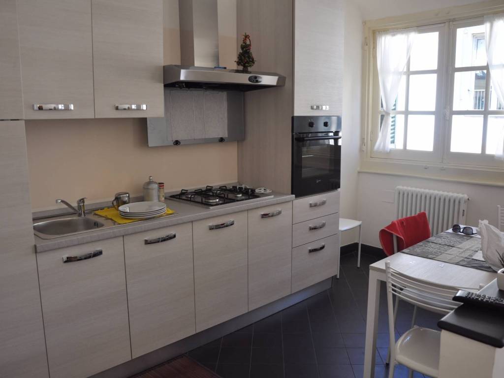 Appartamento a Genova in Via Lomellini - Foto 2